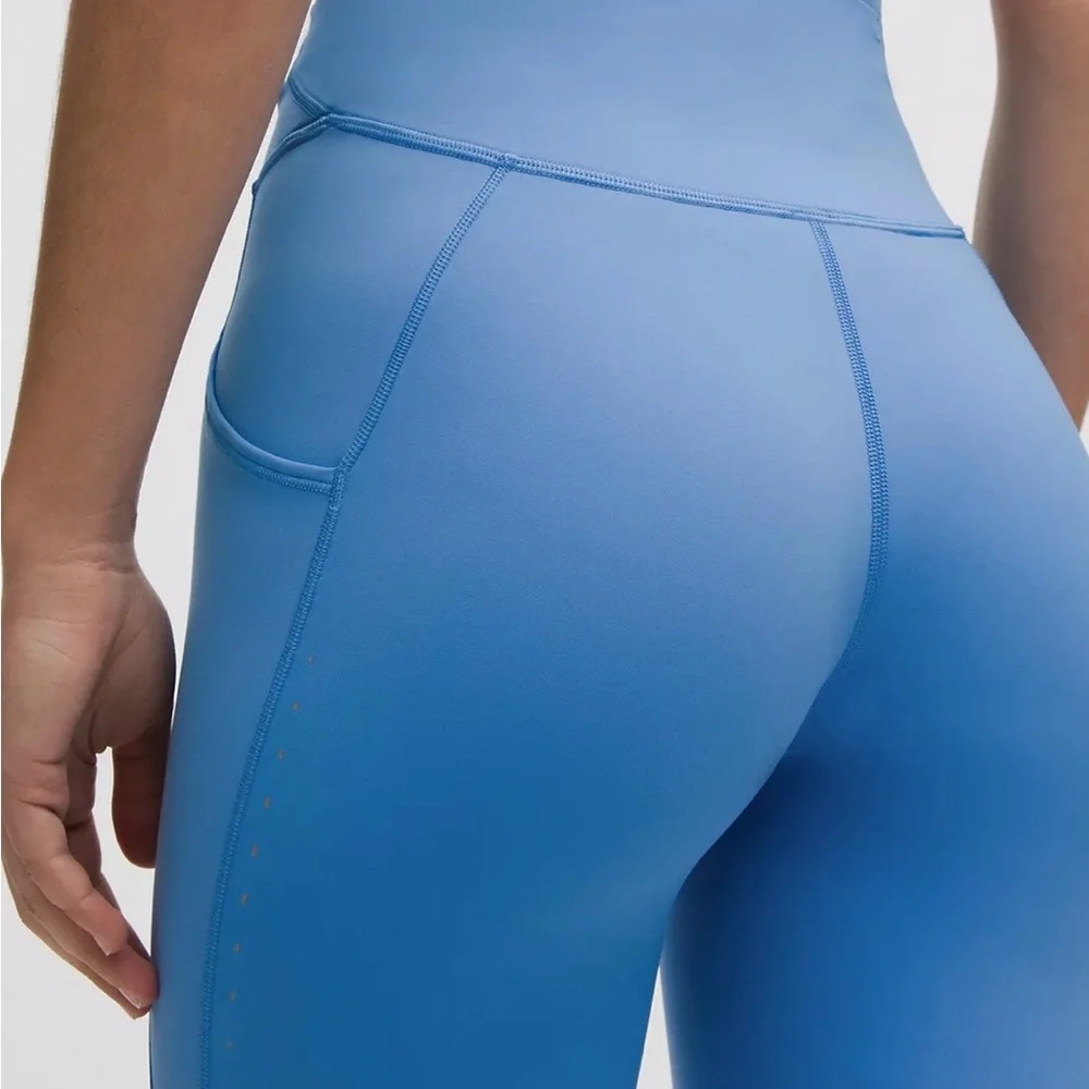 Lululemon Fast and Free HR Leggings in Pool Party, Size 8, 25”, NWT - Picture 4 of 8